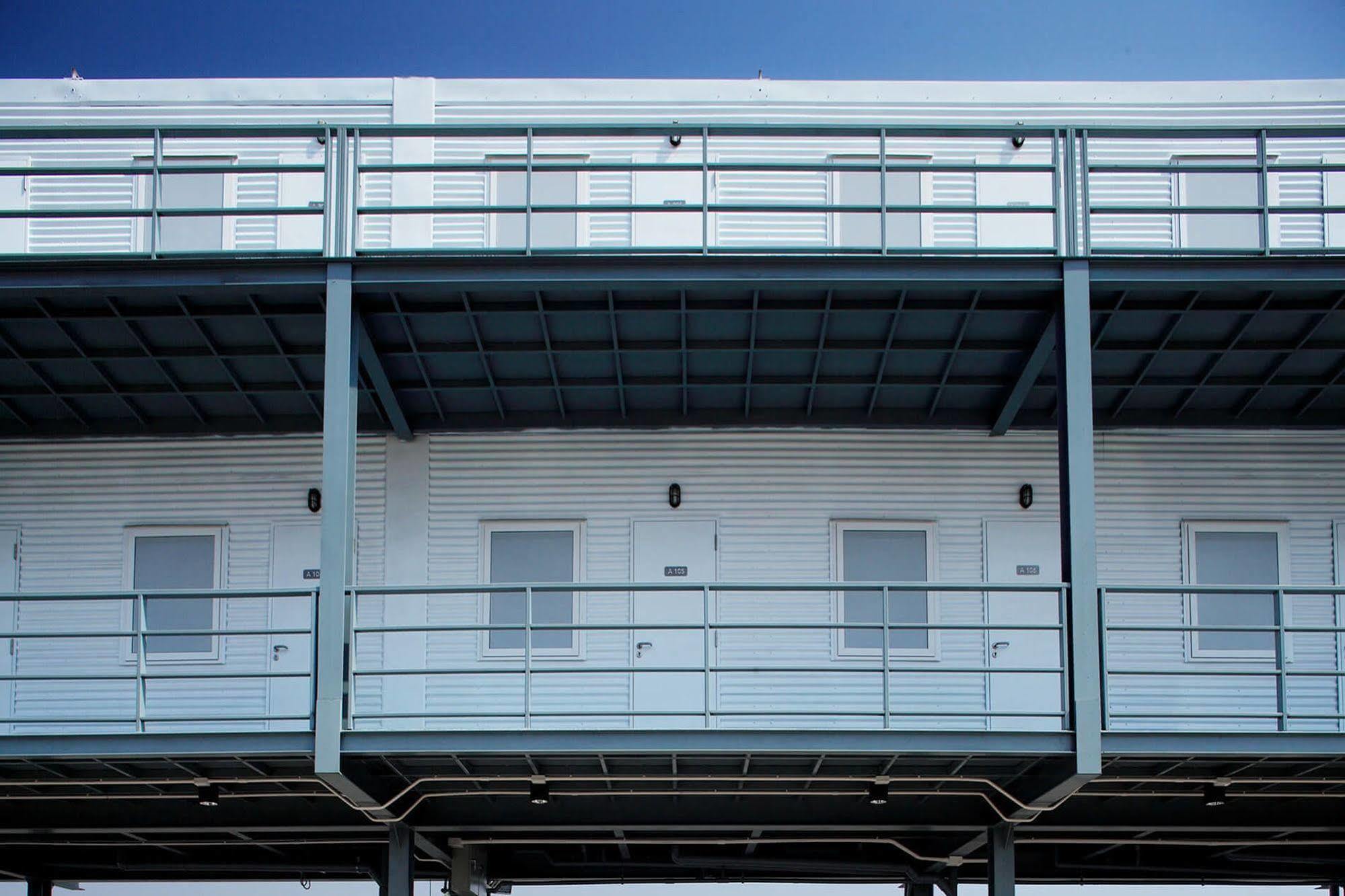 Bric Box Hotel Buriram Exterior foto